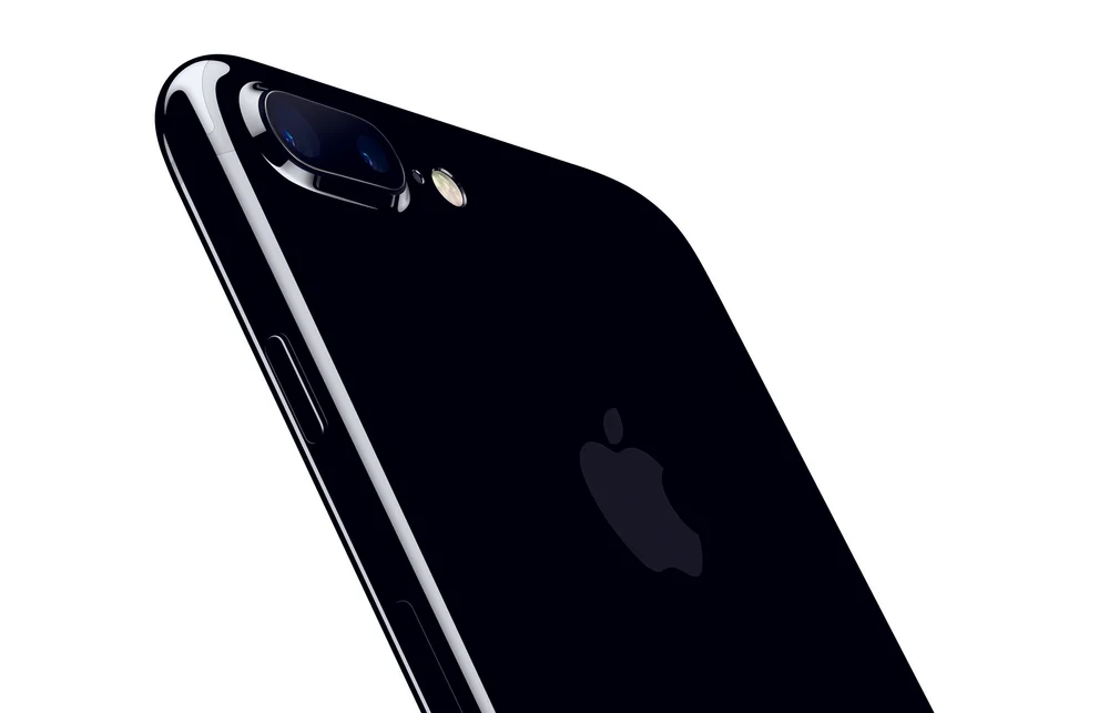 Apple iPhone 7 Official Design & Best Price in India